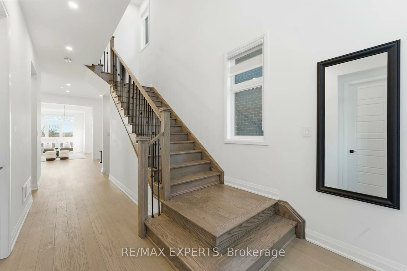 3299, Harasym, 1012 - NW Northwest, Oakville