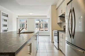 1237, Anthonia, 1010 - JM Joshua Meadows, Oakville