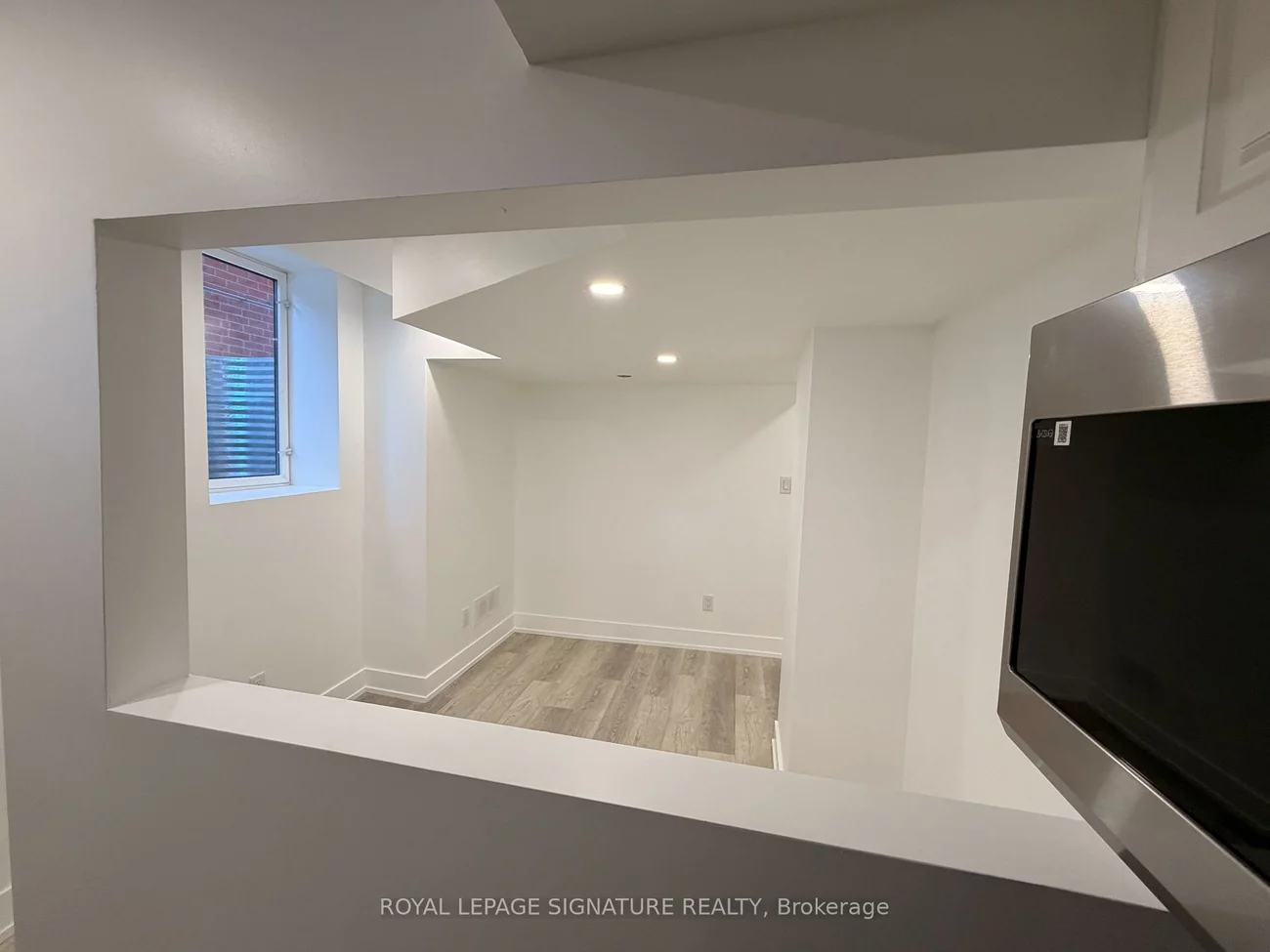 2129, Glenfield, 1022 - WT West Oak Trails, Oakville