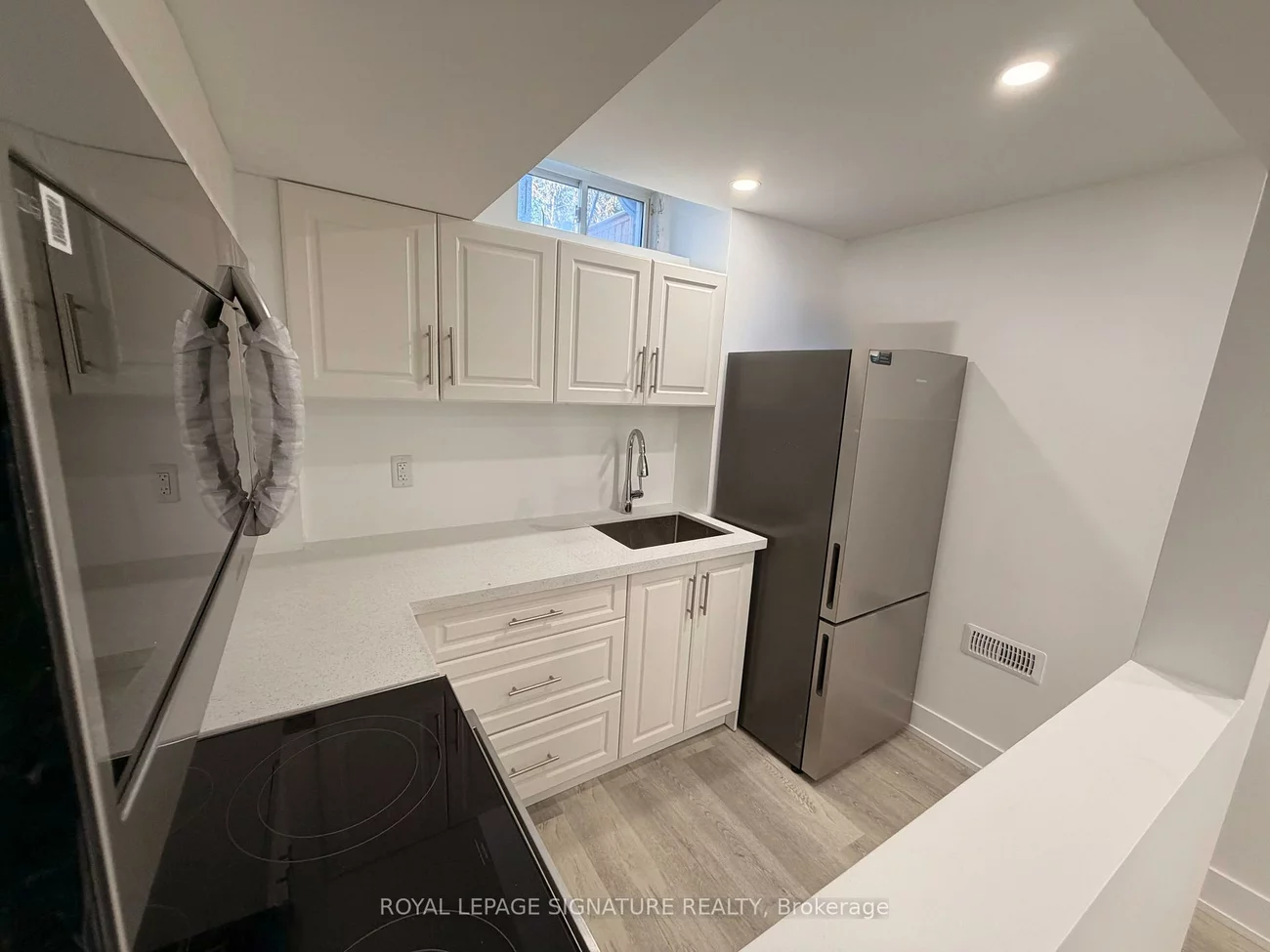 2129, Glenfield, 1022 - WT West Oak Trails, Oakville