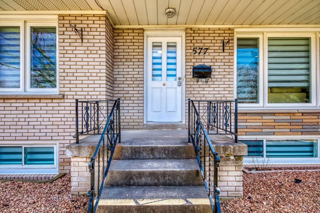 577, Trudale, 1020 - WO West, Oakville