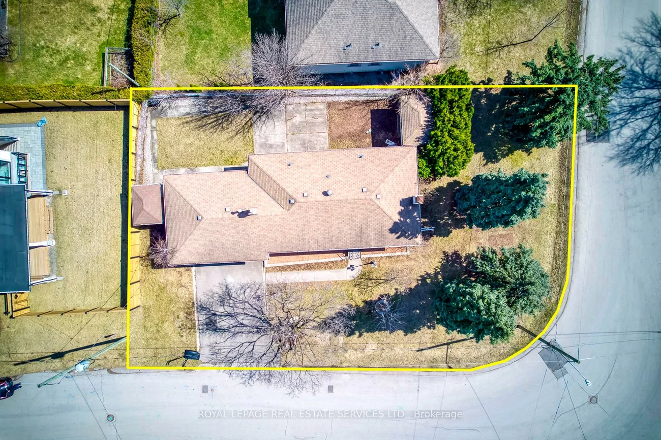 577, Trudale, 1020 - WO West, Oakville