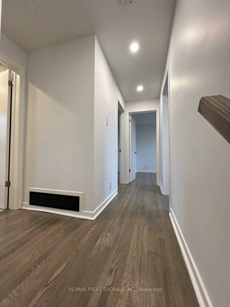 15, Ridge, 1003 - CP College Park, Oakville