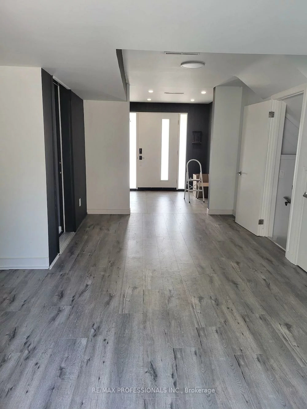 15, Ridge, 1003 - CP College Park, Oakville