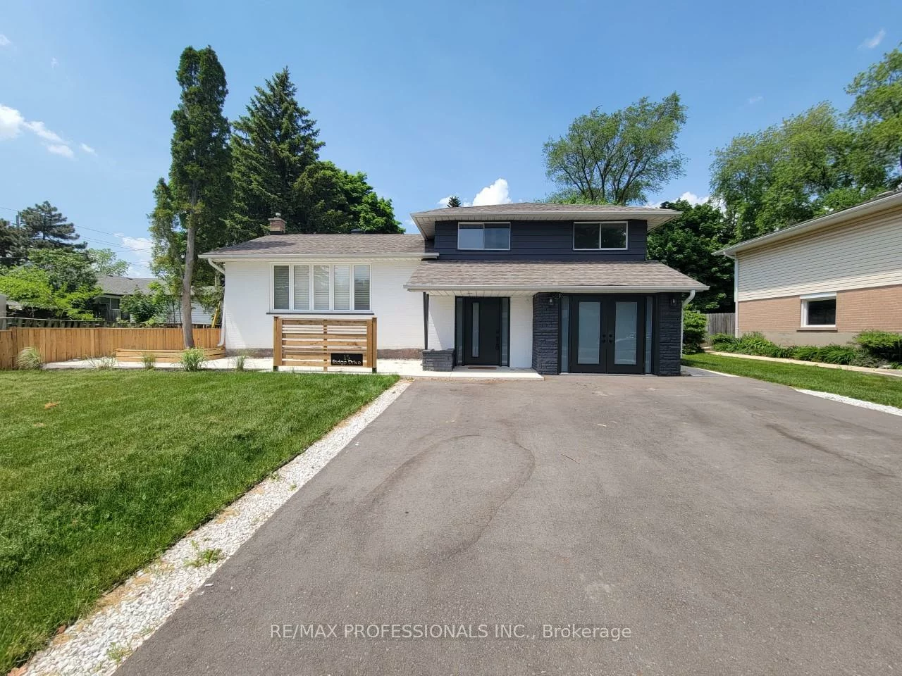 15, Ridge, 1003 - CP College Park, Oakville