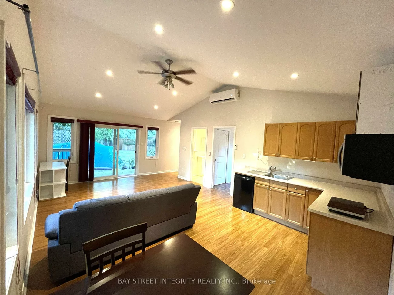 1339, Pinegrove, 1020 - WO West, Oakville