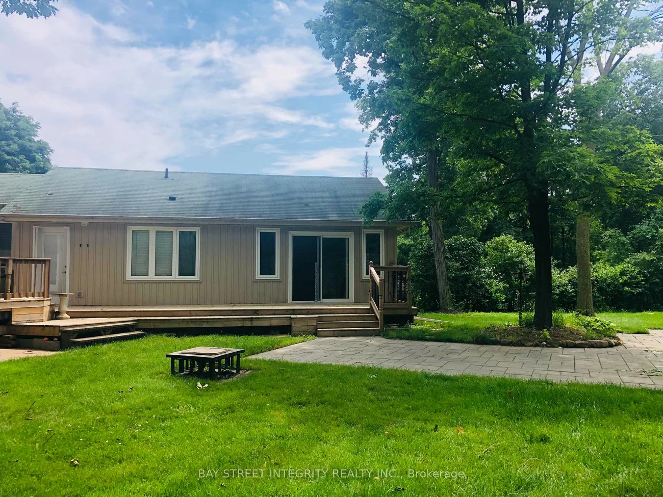 1339, Pinegrove, 1020 - WO West, Oakville