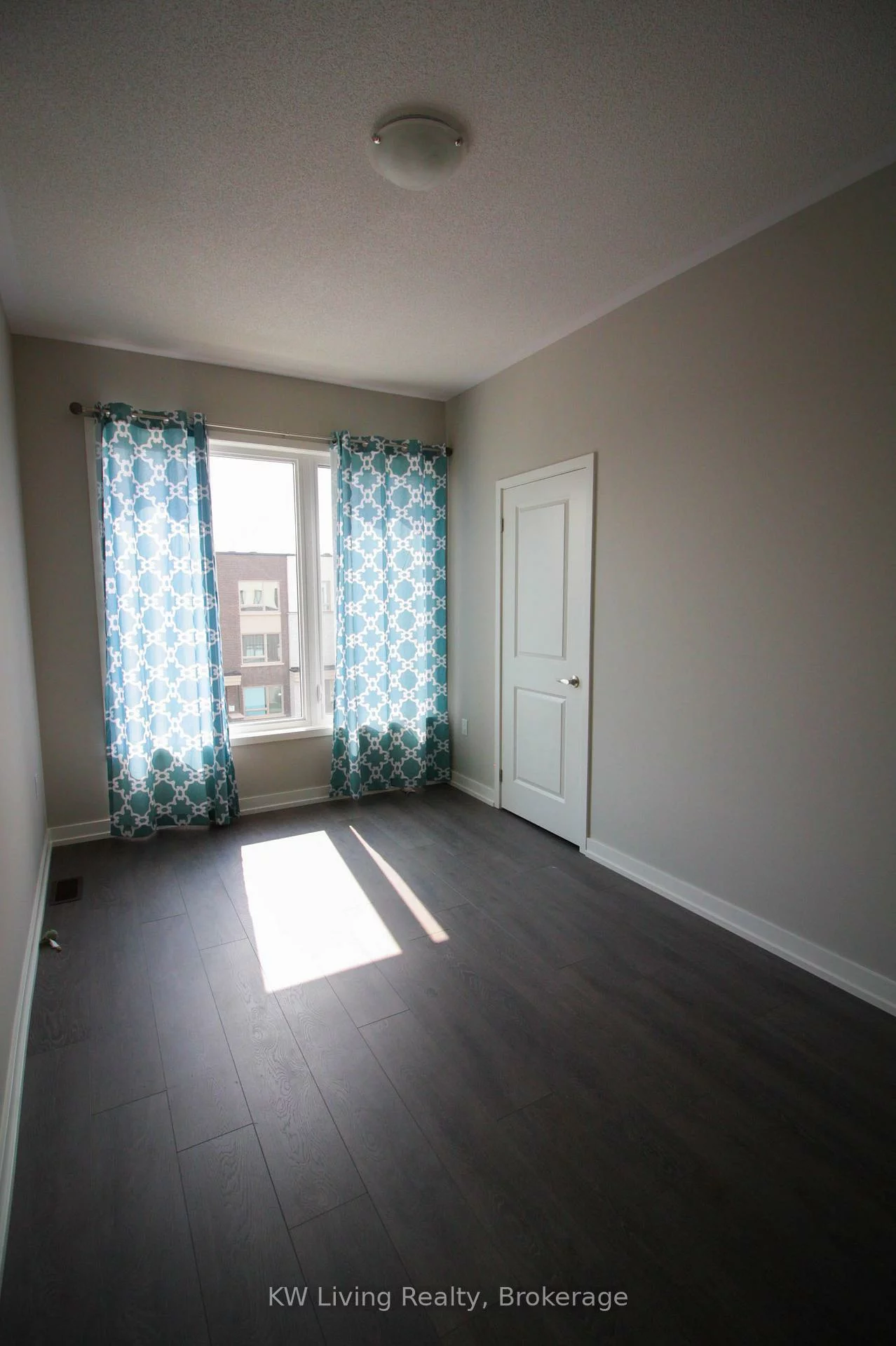 3057, Ernest Appelbe, 1008 - GO Glenorchy, Oakville