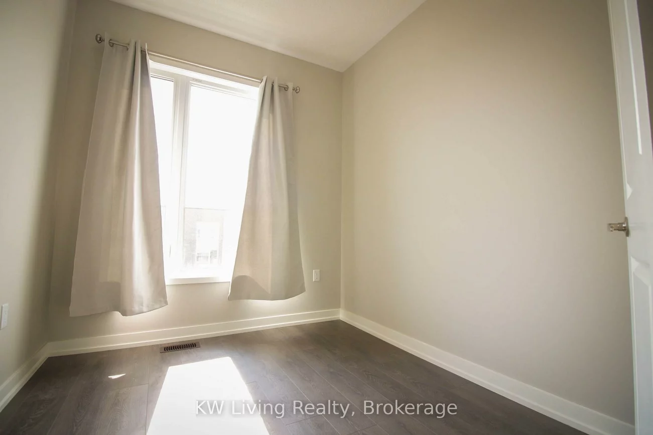 3057, Ernest Appelbe, 1008 - GO Glenorchy, Oakville