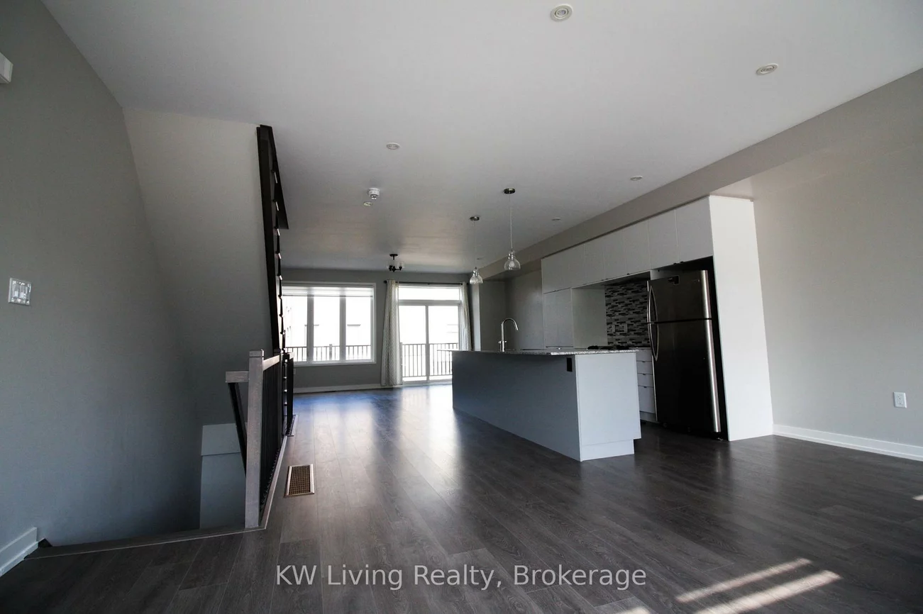 3057, Ernest Appelbe, 1008 - GO Glenorchy, Oakville