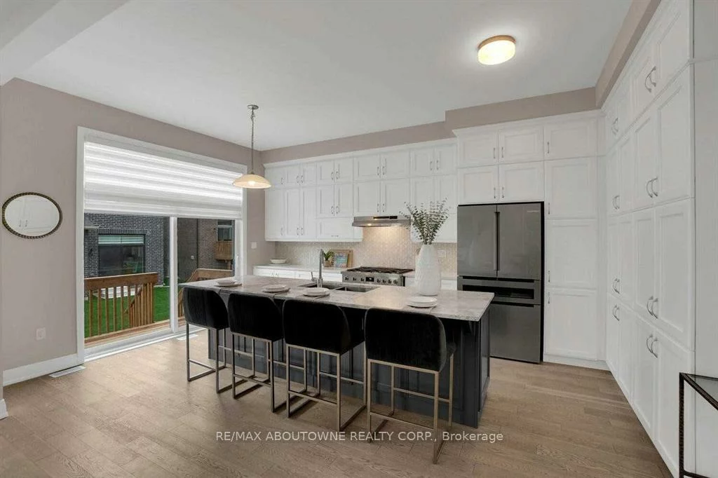 1503, Varelas, 1010 - JM Joshua Meadows, Oakville