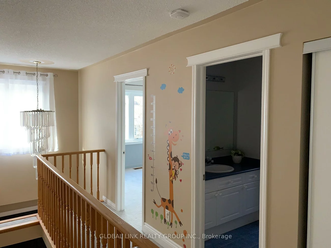 1328, Goldhawk, 1022 - WT West Oak Trails, Oakville