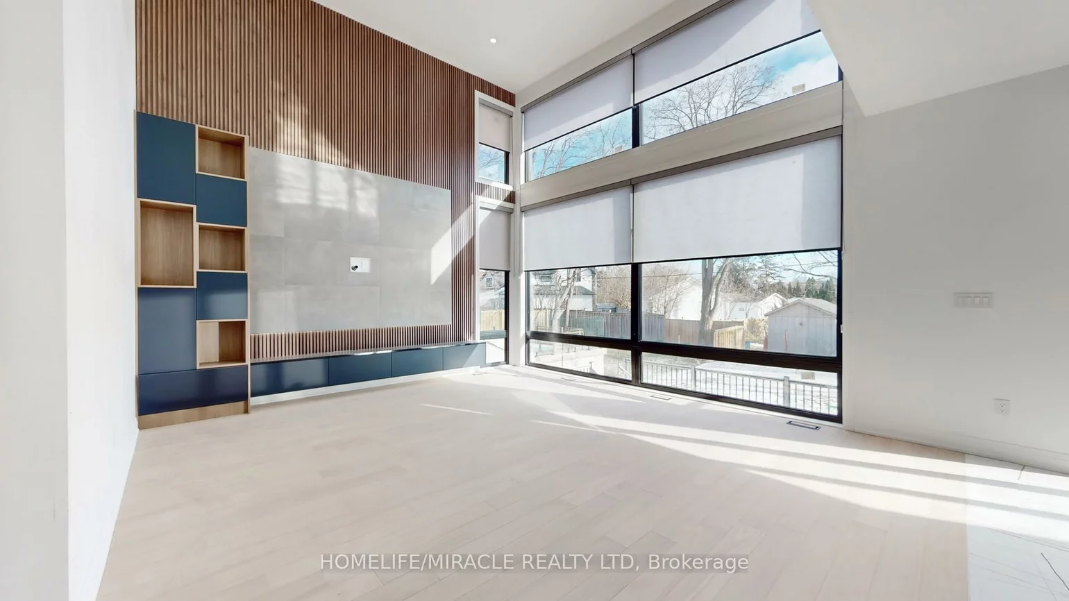 150, Stewart, 1002 - CO Central, Oakville