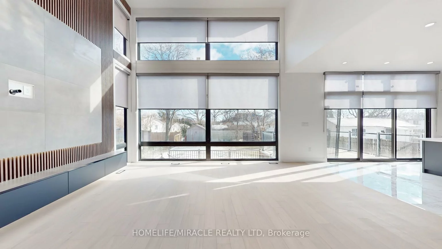 150, Stewart, 1002 - CO Central, Oakville