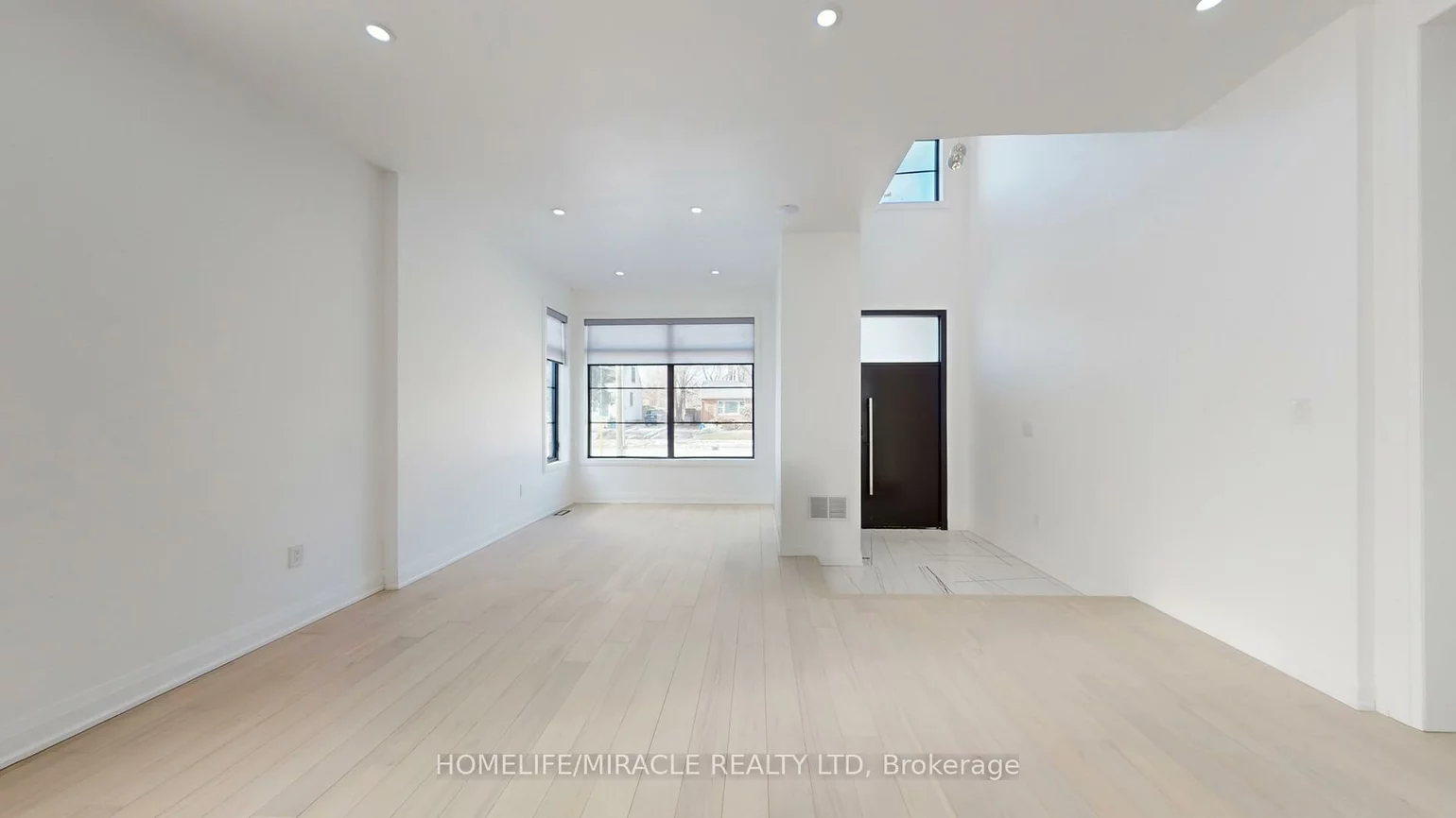 150, Stewart, 1002 - CO Central, Oakville