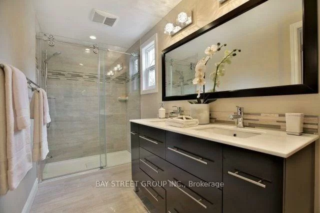 1390, Hastings, 1005 - FA Falgarwood, Oakville