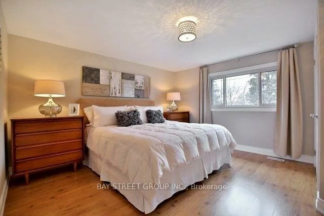 1390, Hastings, 1005 - FA Falgarwood, Oakville