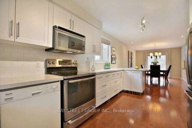 1390, Hastings, 1005 - FA Falgarwood, Oakville