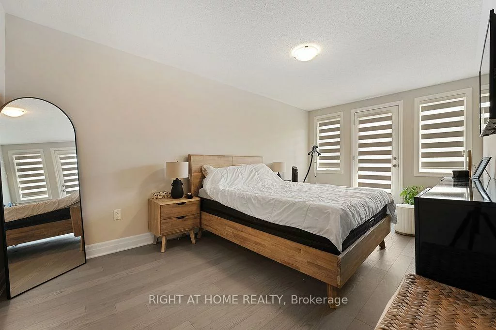 3033, John McKay, 1010 - JM Joshua Meadows, Oakville