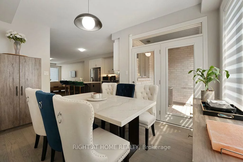 3033, John McKay, 1010 - JM Joshua Meadows, Oakville