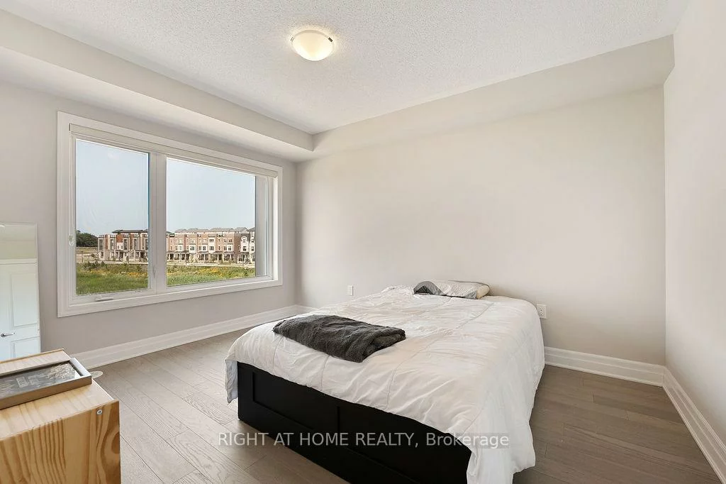 3033, John McKay, 1010 - JM Joshua Meadows, Oakville