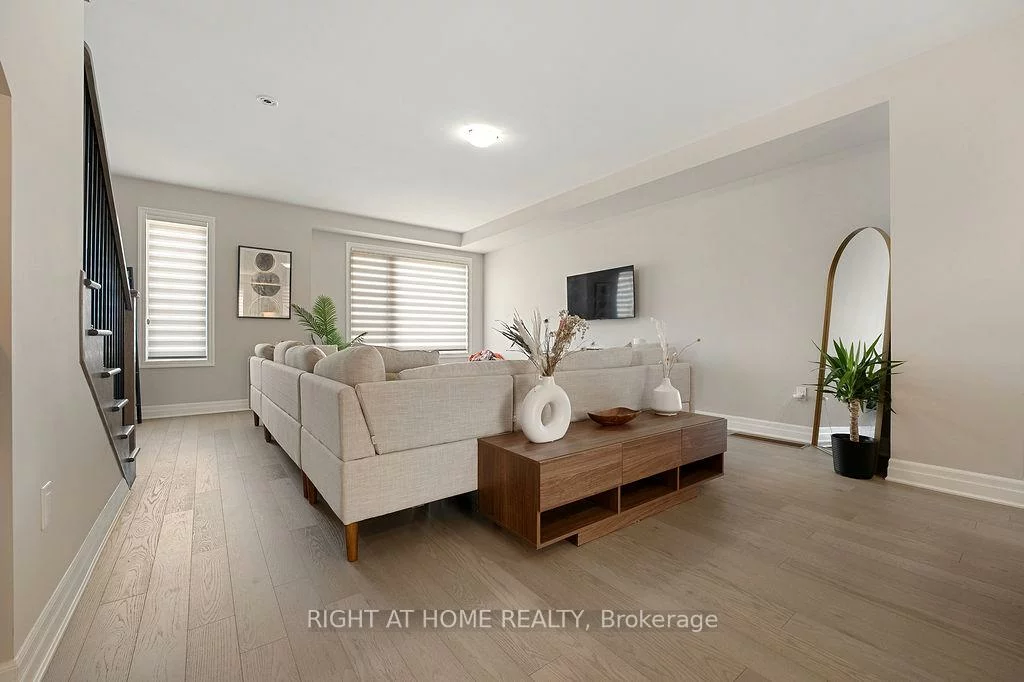 3033, John McKay, 1010 - JM Joshua Meadows, Oakville