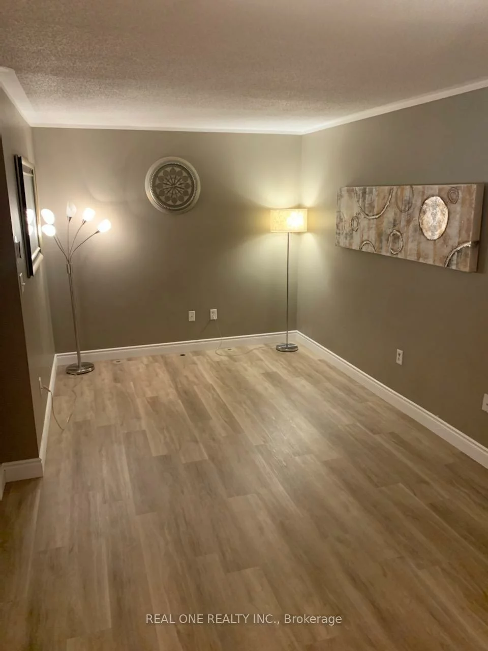 3036, Dewridge, 1000 - BC Bronte Creek, Oakville