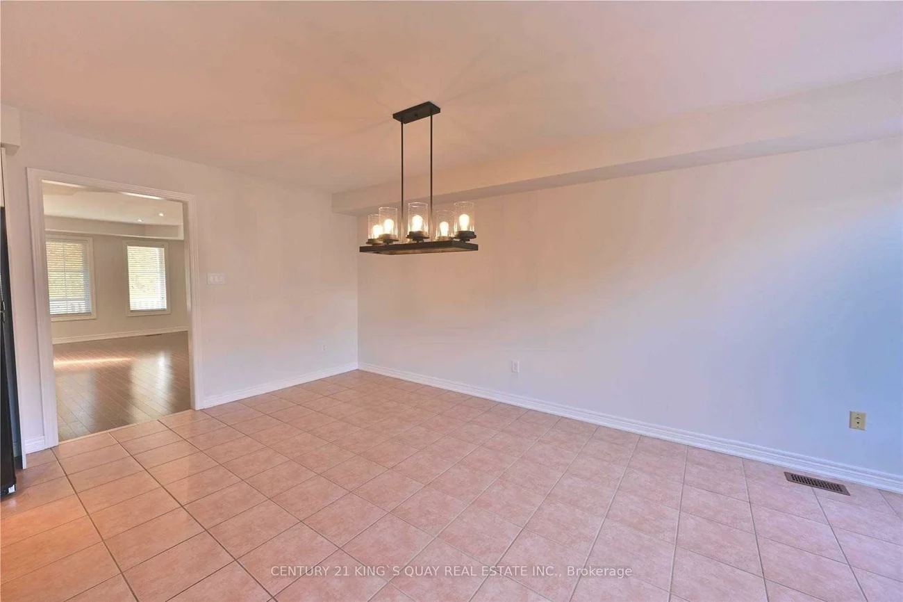 85, Gatwick, 1015 - RO River Oaks, Oakville