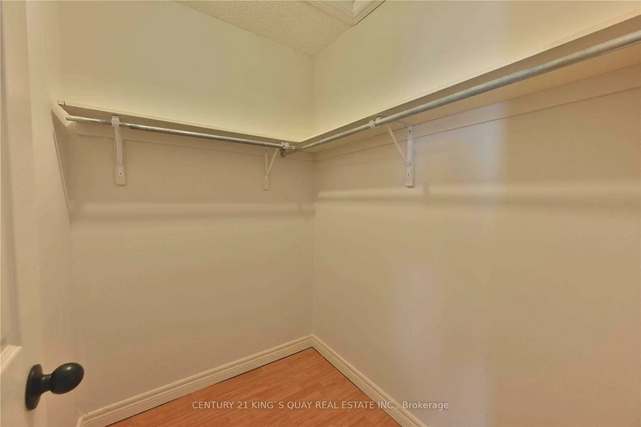 85, Gatwick, 1015 - RO River Oaks, Oakville