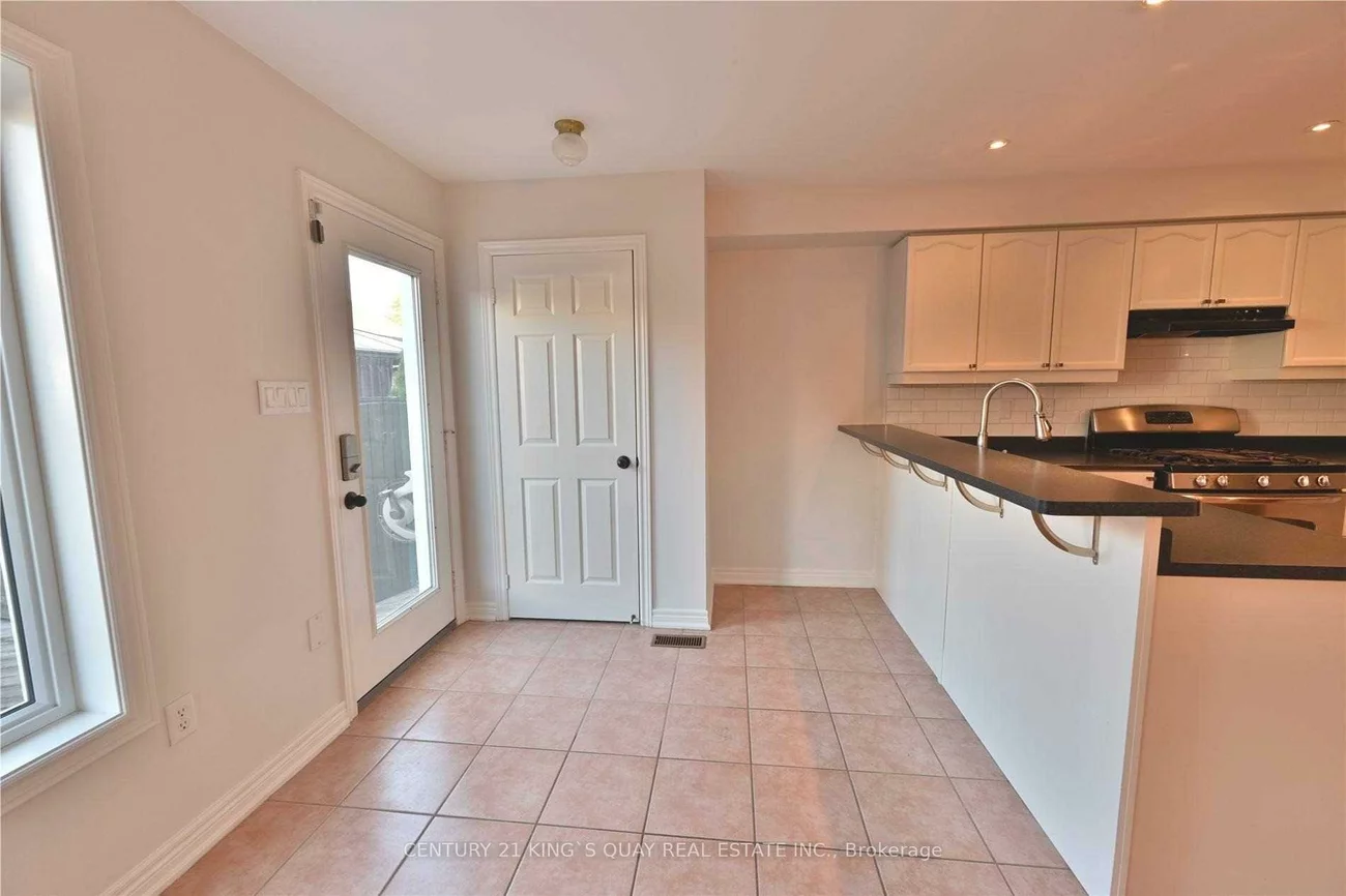 85, Gatwick, 1015 - RO River Oaks, Oakville