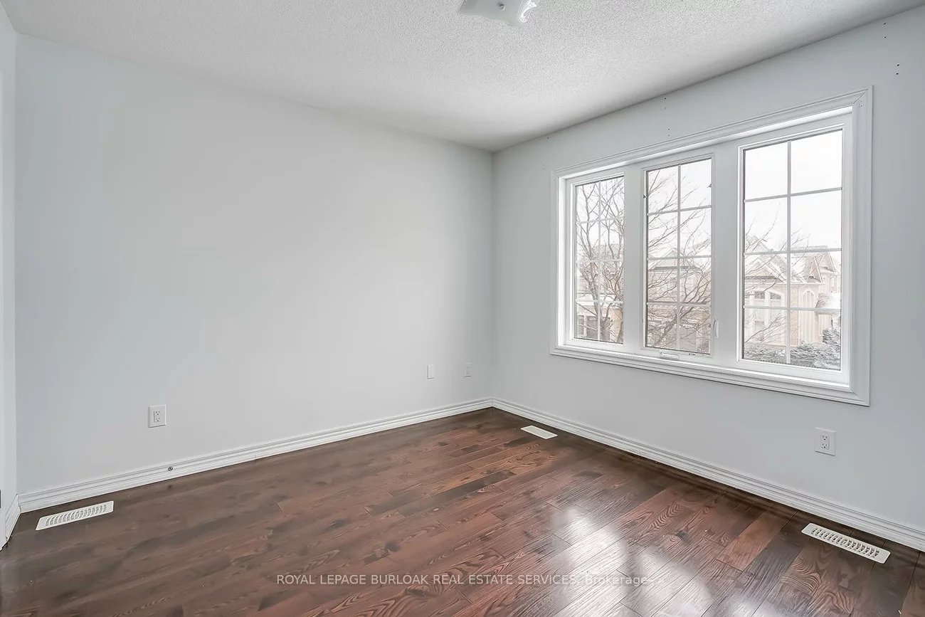 2105, Falling Green, 1019 - WM Westmount, Oakville