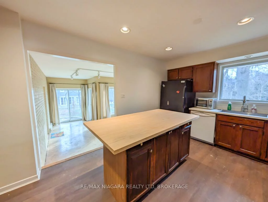 262, Alscot, 1011 - MO Morrison, Oakville