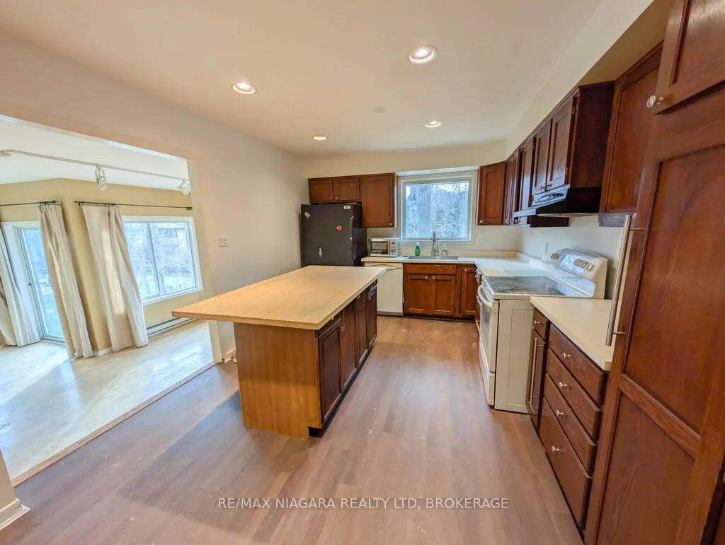 262, Alscot, 1011 - MO Morrison, Oakville