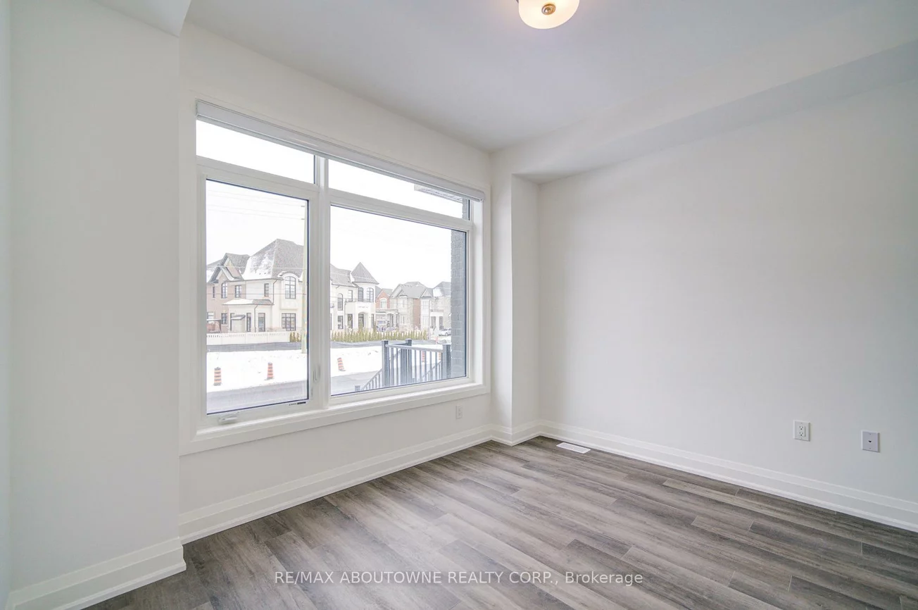 3172, Sixth, 1008 - GO Glenorchy, Oakville