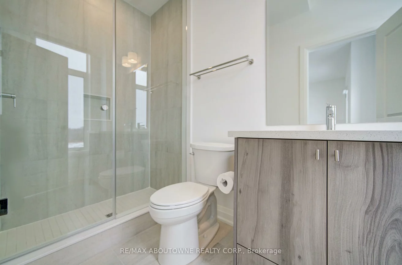 3172, Sixth, 1008 - GO Glenorchy, Oakville