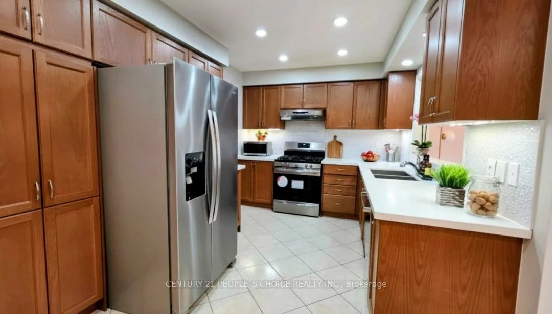 500, Sixteen Mile, 1008 - GO Glenorchy, Oakville