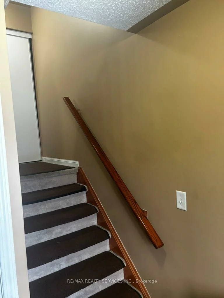 3086, Stornoway, 1000 - BC Bronte Creek, Oakville