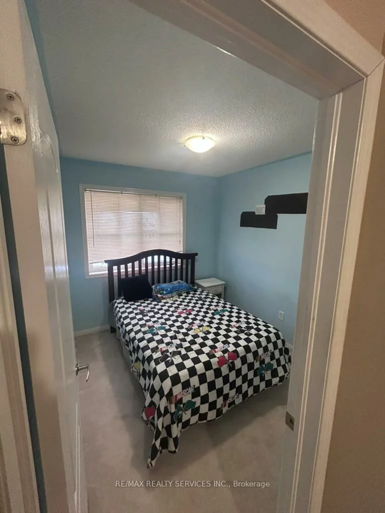 3086, Stornoway, 1000 - BC Bronte Creek, Oakville