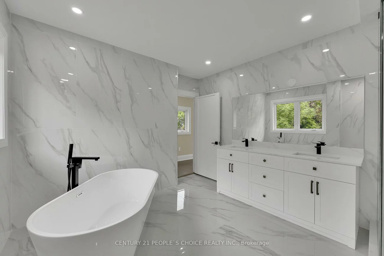 2091, BRIDGE, 1020 - WO West, Oakville