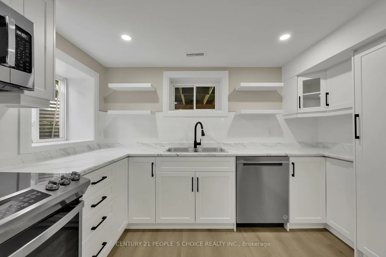 2091, BRIDGE, 1020 - WO West, Oakville