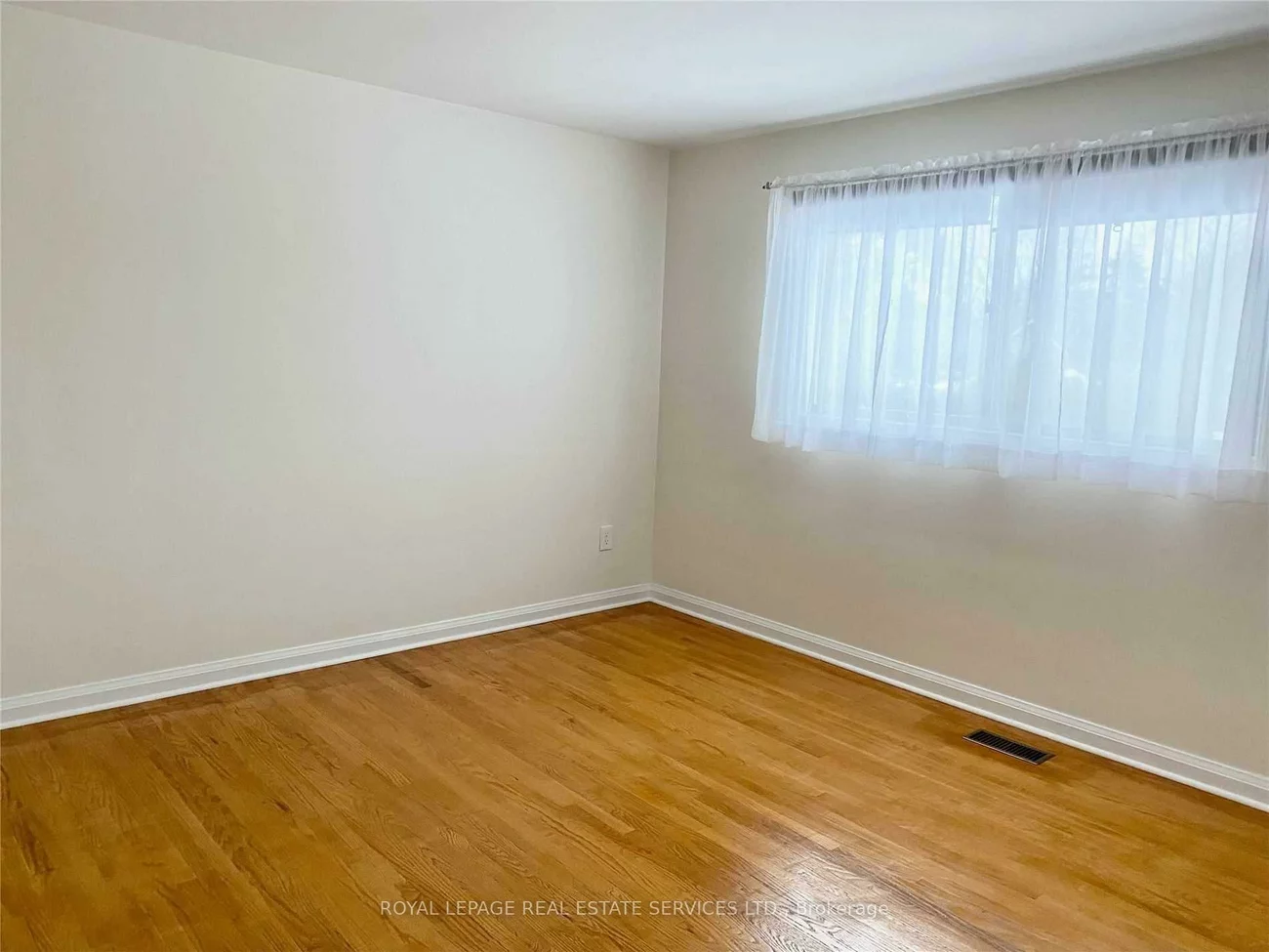 1268, Cleaver, 1011 - MO Morrison, Oakville