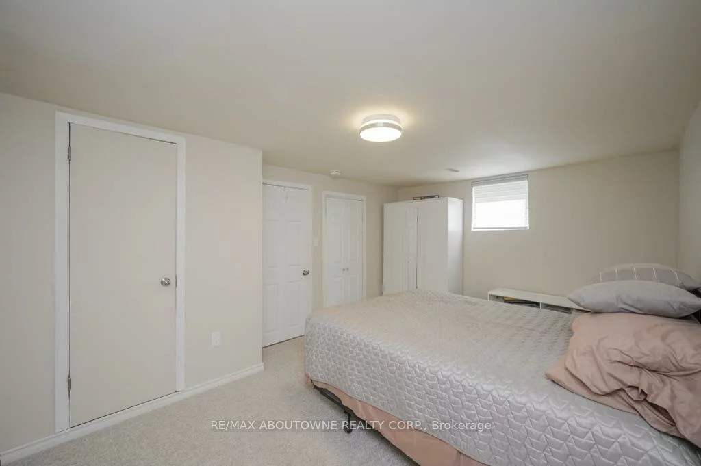 2444, WOBURN, 1020 - WO West, Oakville