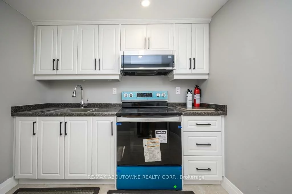 2444, WOBURN, 1020 - WO West, Oakville