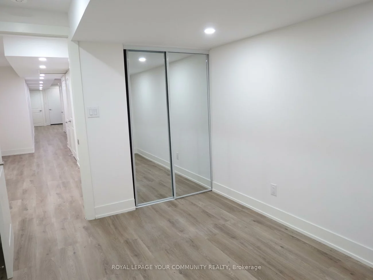 1152, Tanbark, 1010 - JM Joshua Meadows, Oakville