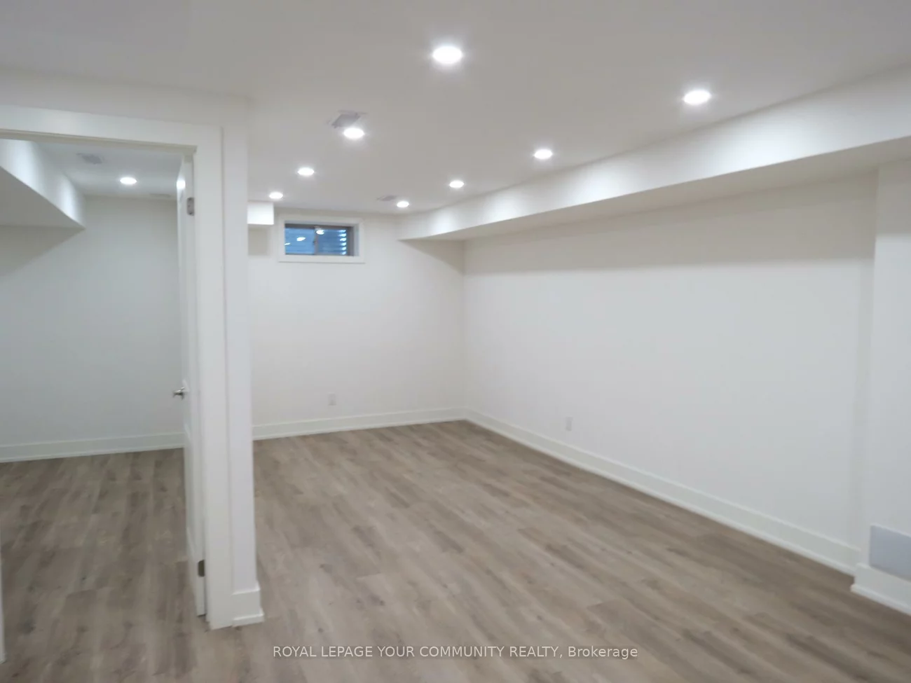 1152, Tanbark, 1010 - JM Joshua Meadows, Oakville