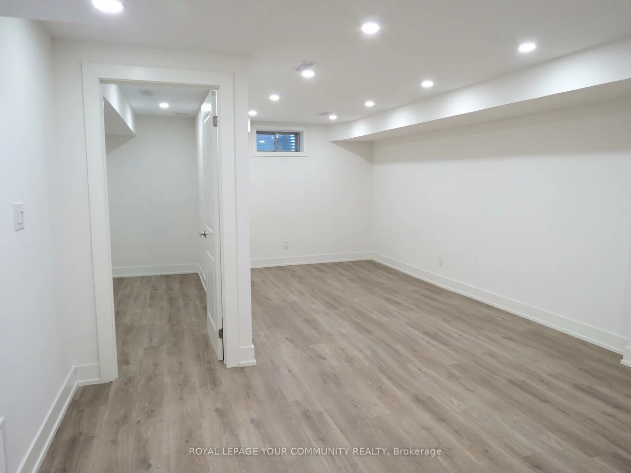 1152, Tanbark, 1010 - JM Joshua Meadows, Oakville