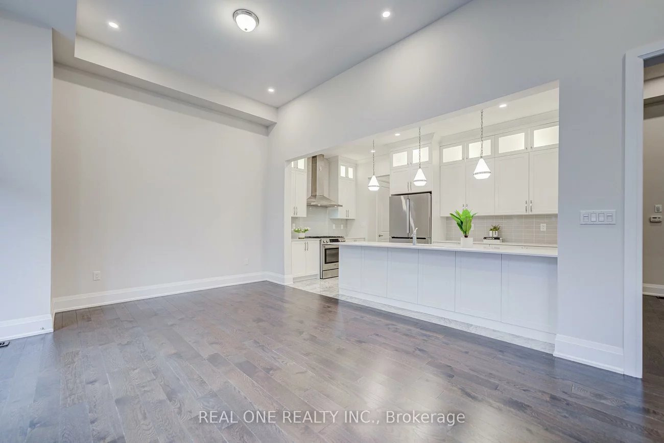 2440, Edward Leaver, 1007 - GA Glen Abbey, Oakville