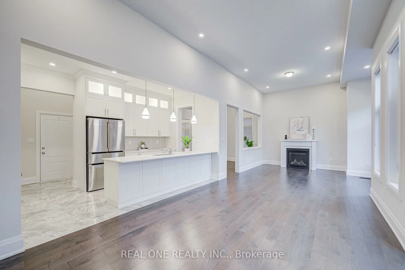 2440, Edward Leaver, 1007 - GA Glen Abbey, Oakville