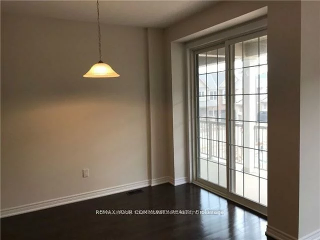 380, Cranbrook, 1010 - JM Joshua Meadows, Oakville