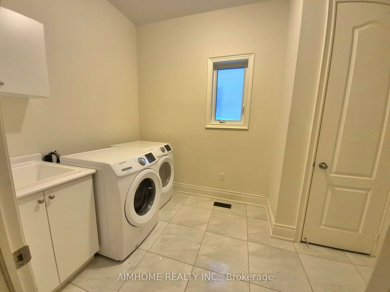 3222, William Rose, 1010 - JM Joshua Meadows, Oakville